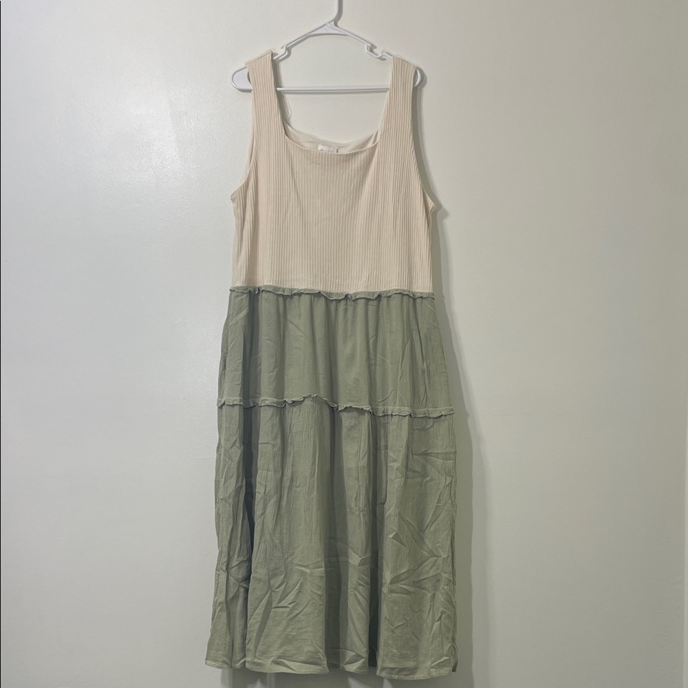 Piper & Scoot - Hayden Los Angeles Cream and Sage Colorblock Midi Dress 3X